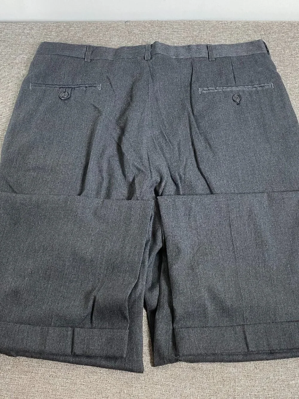 Haggar Pleated Dress Pants Men's 34 x 30 High Rise Gray Office Career